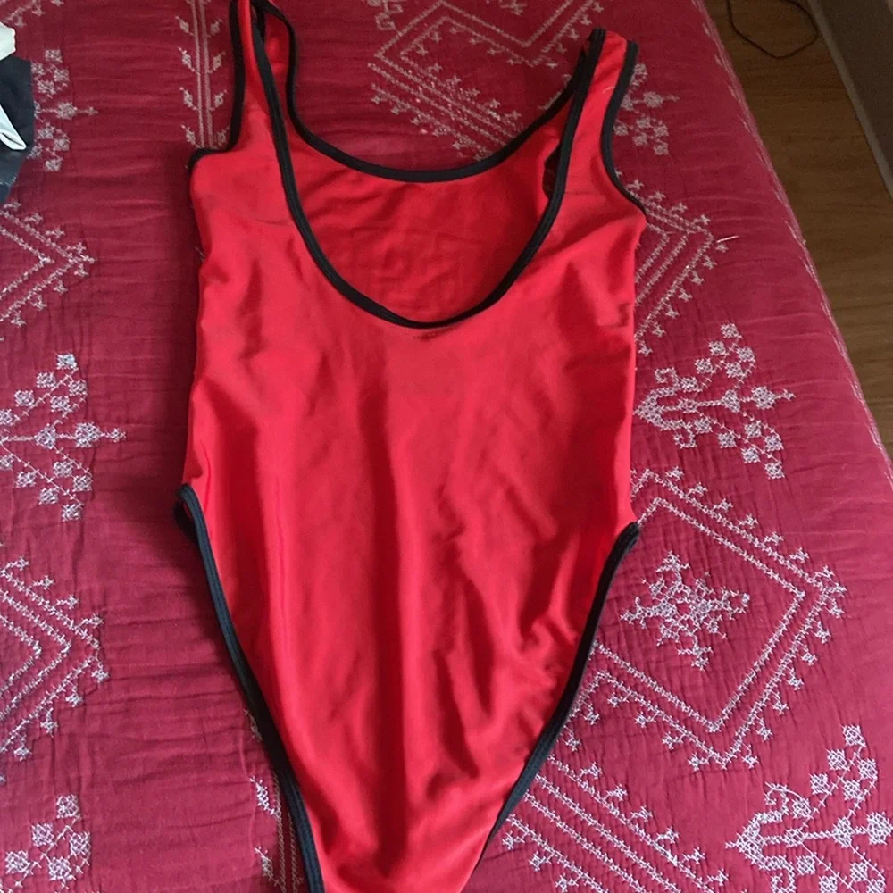 Bathing suit - Picture 4 of 6